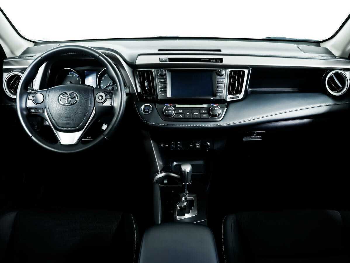 Toyota RAV4 2018 года с пробегом. Фото: #7