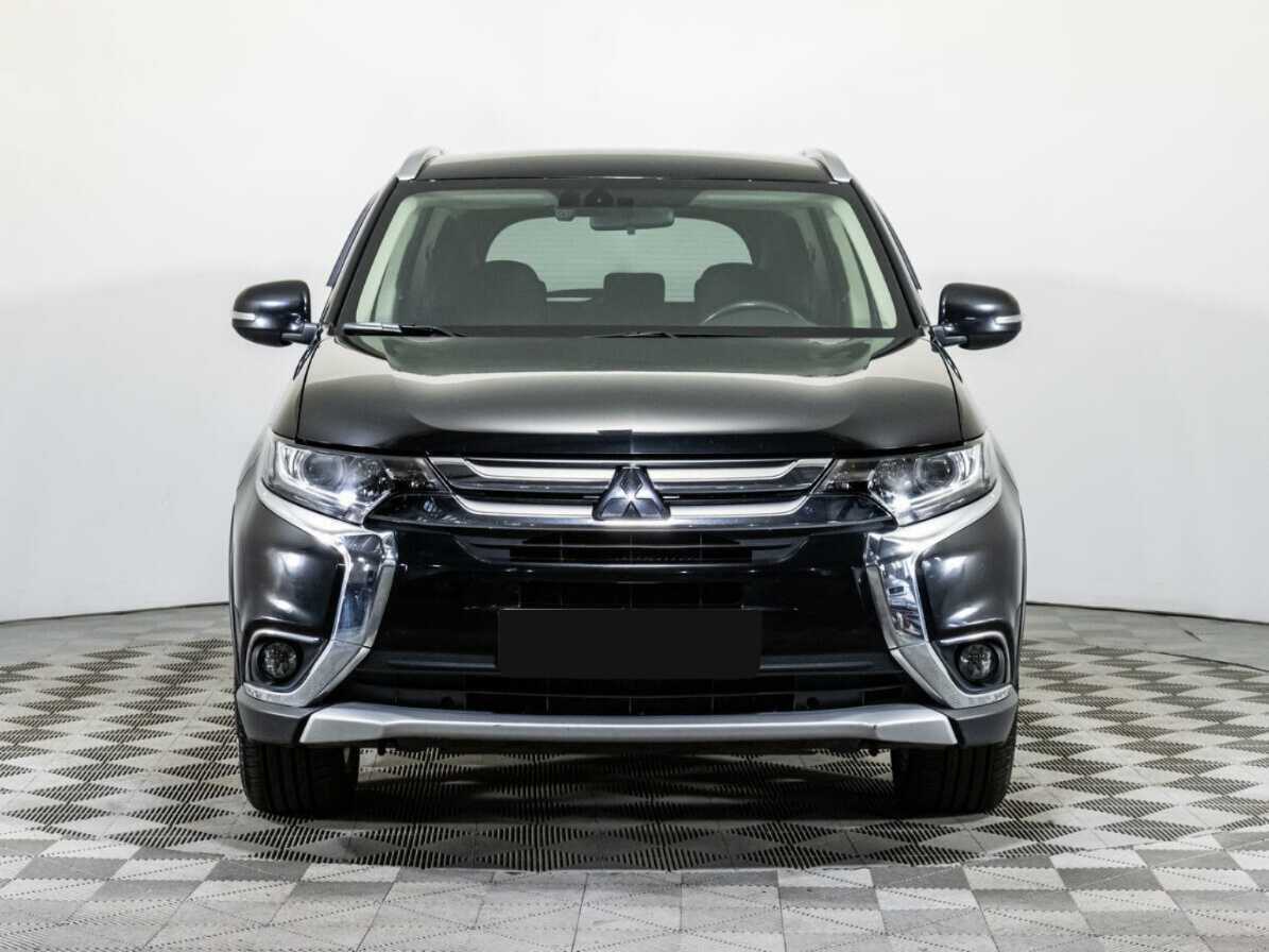Mitsubishi Outlander 2018 года с пробегом. Фото: #1