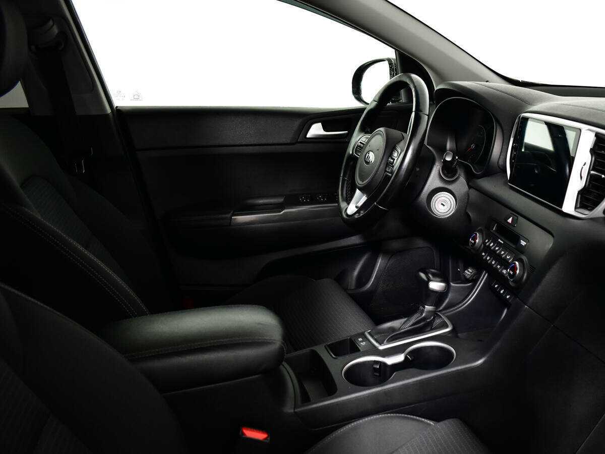 Б/У Киа Спортейдж 2017 года. Фото: #8