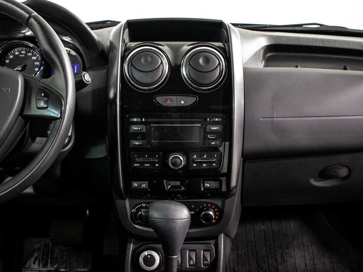 Б/У Рено Дастер 2015 года. Фото: #10