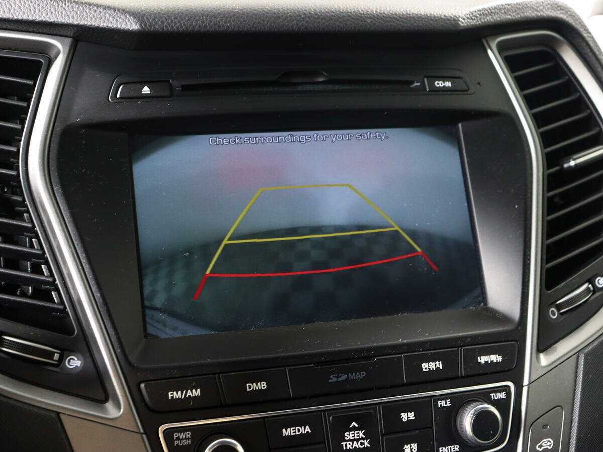 Hyundai Santa Fe 2016 года с пробегом. Фото: #14