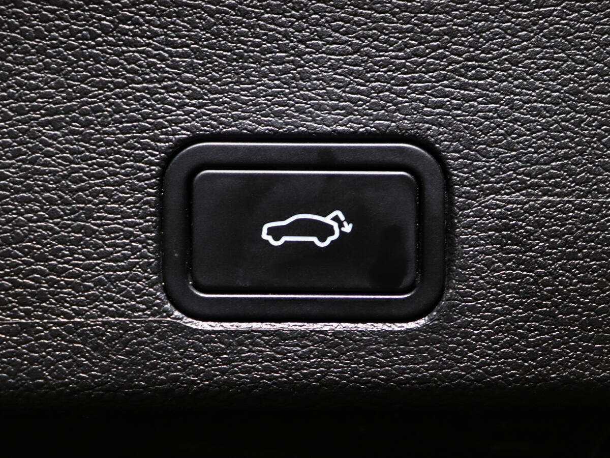 Geely Tugella 2022 года с пробегом. Фото: #13