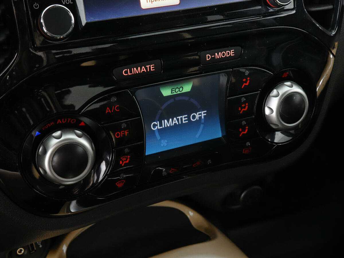 Б/У Ниссан Жук 2017 года. Фото: #12