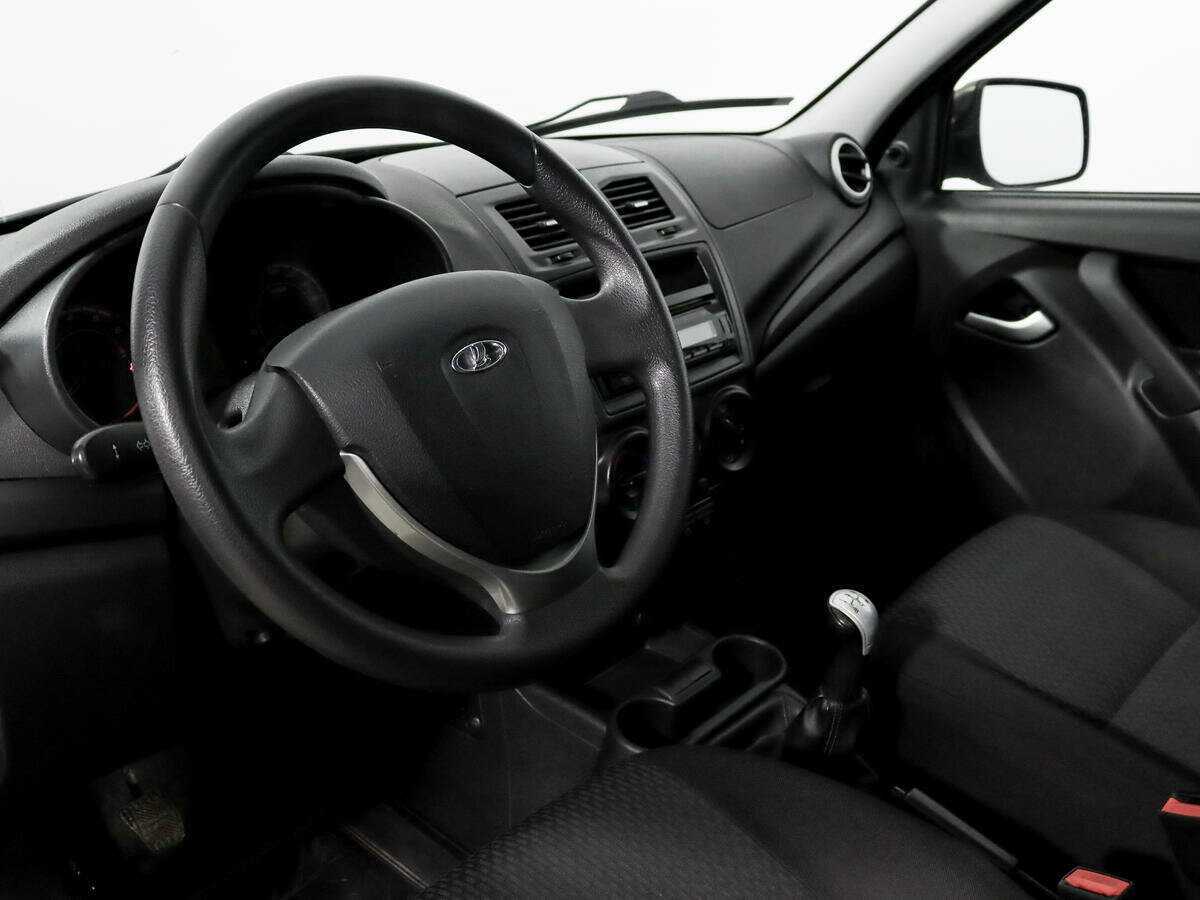 Б/У Лада (ВАЗ) Калина 2015 года. Фото: #8