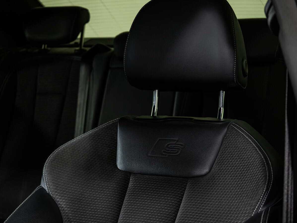 Audi A4 2019 года с пробегом. Фото: #21