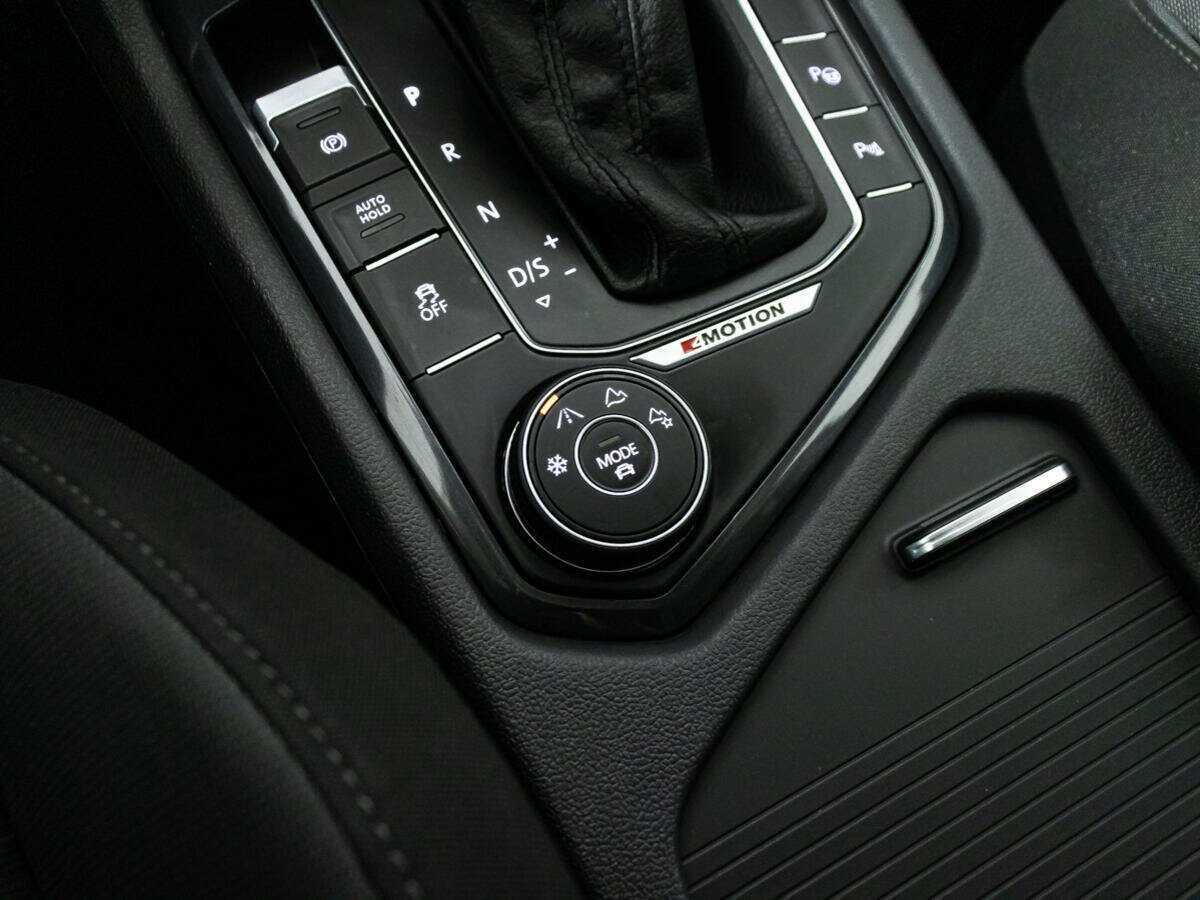 Volkswagen Tiguan 2017 года с пробегом. Фото: #17