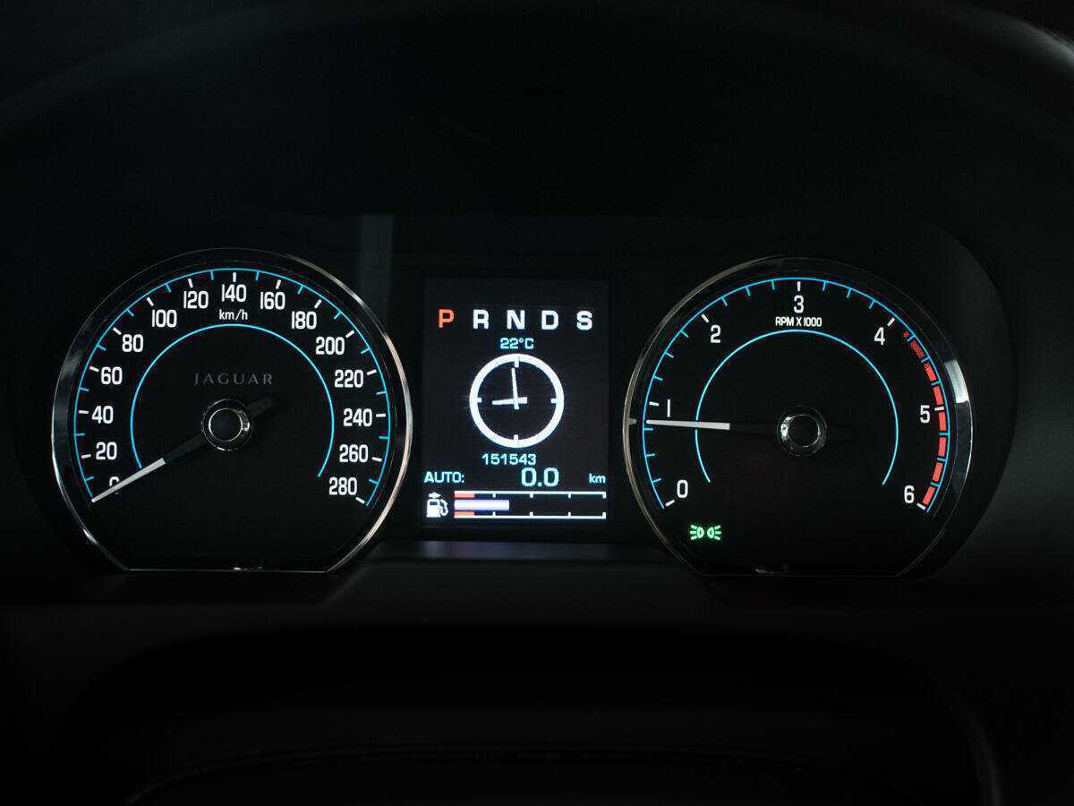 Jaguar XF 2013 года с пробегом. Фото: #9