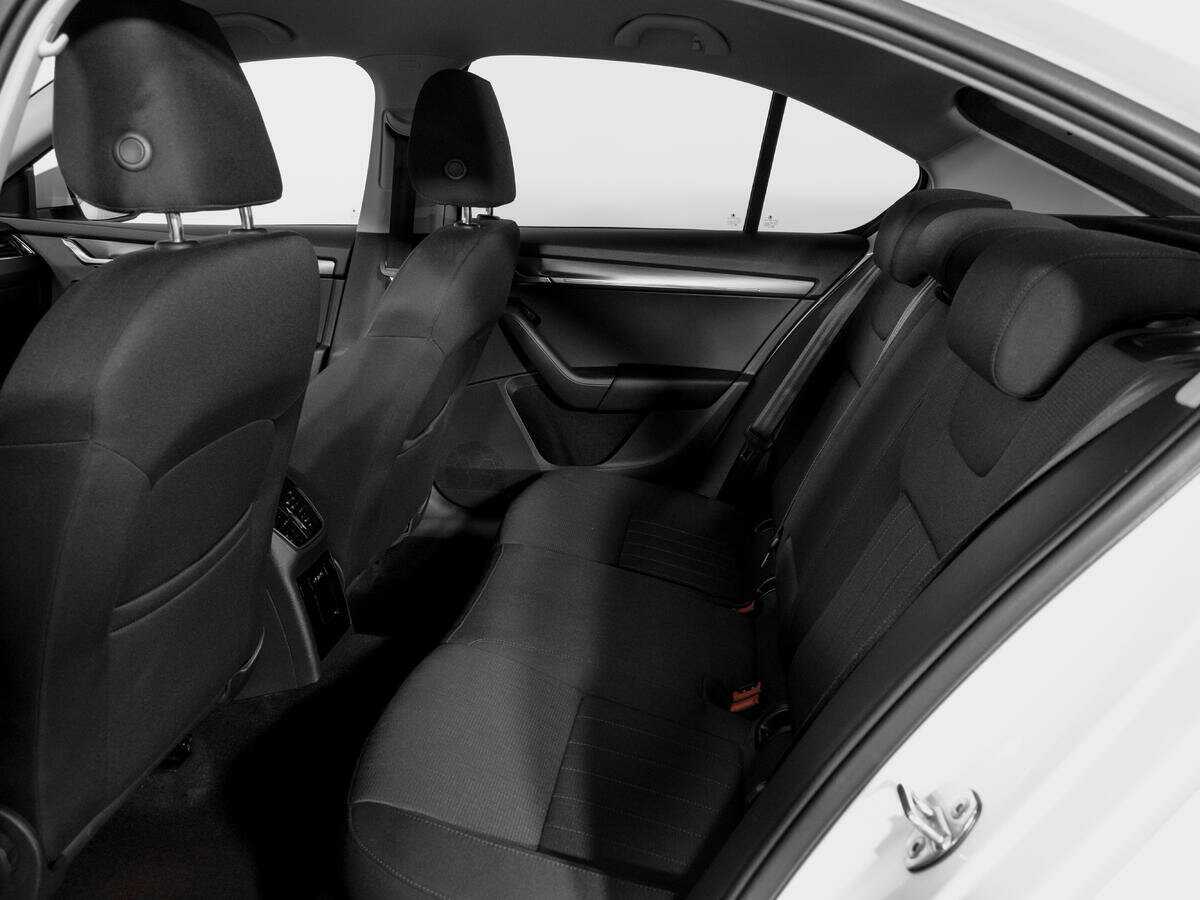 Skoda Octavia 2019 года с пробегом. Фото: #9