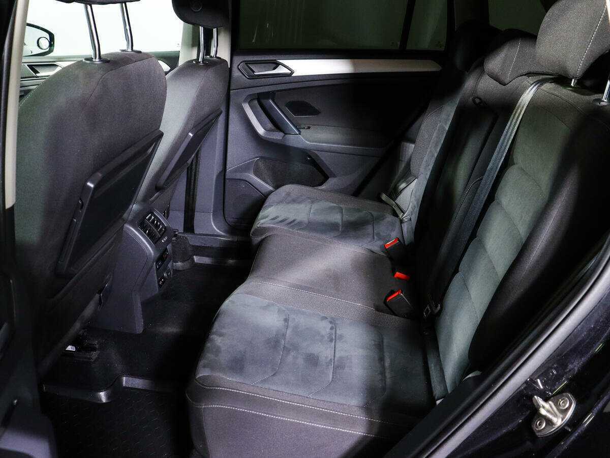 Volkswagen Tiguan 2018 года с пробегом. Фото: #7