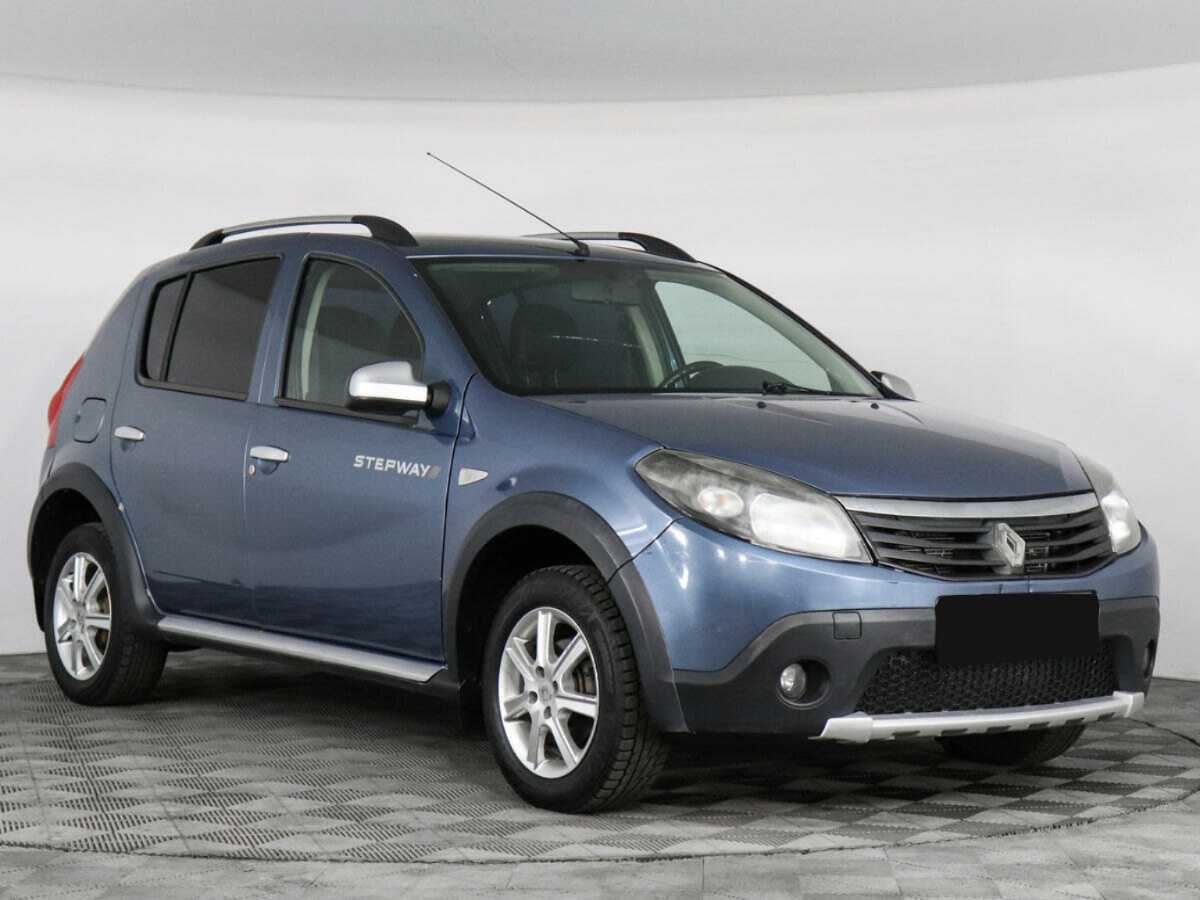 Б/У Рено Сандеро 2013 года. Фото: #1