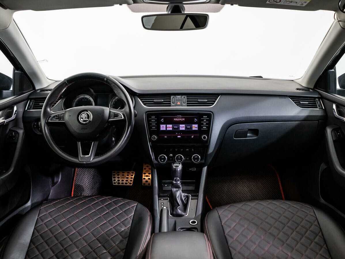 Б/У Шкода Октавия 2017 года. Фото: #12