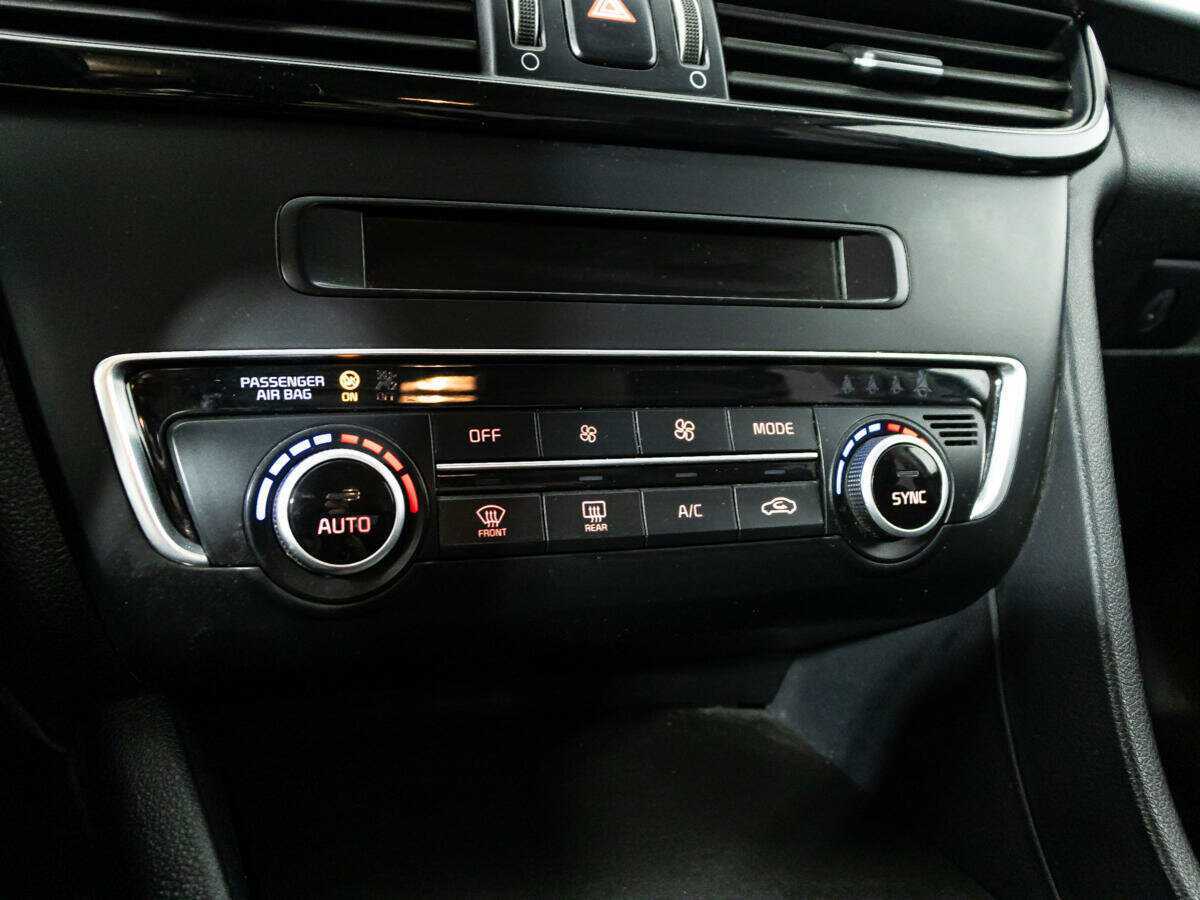 Б/У Киа Оптима 2017 года. Фото: #14