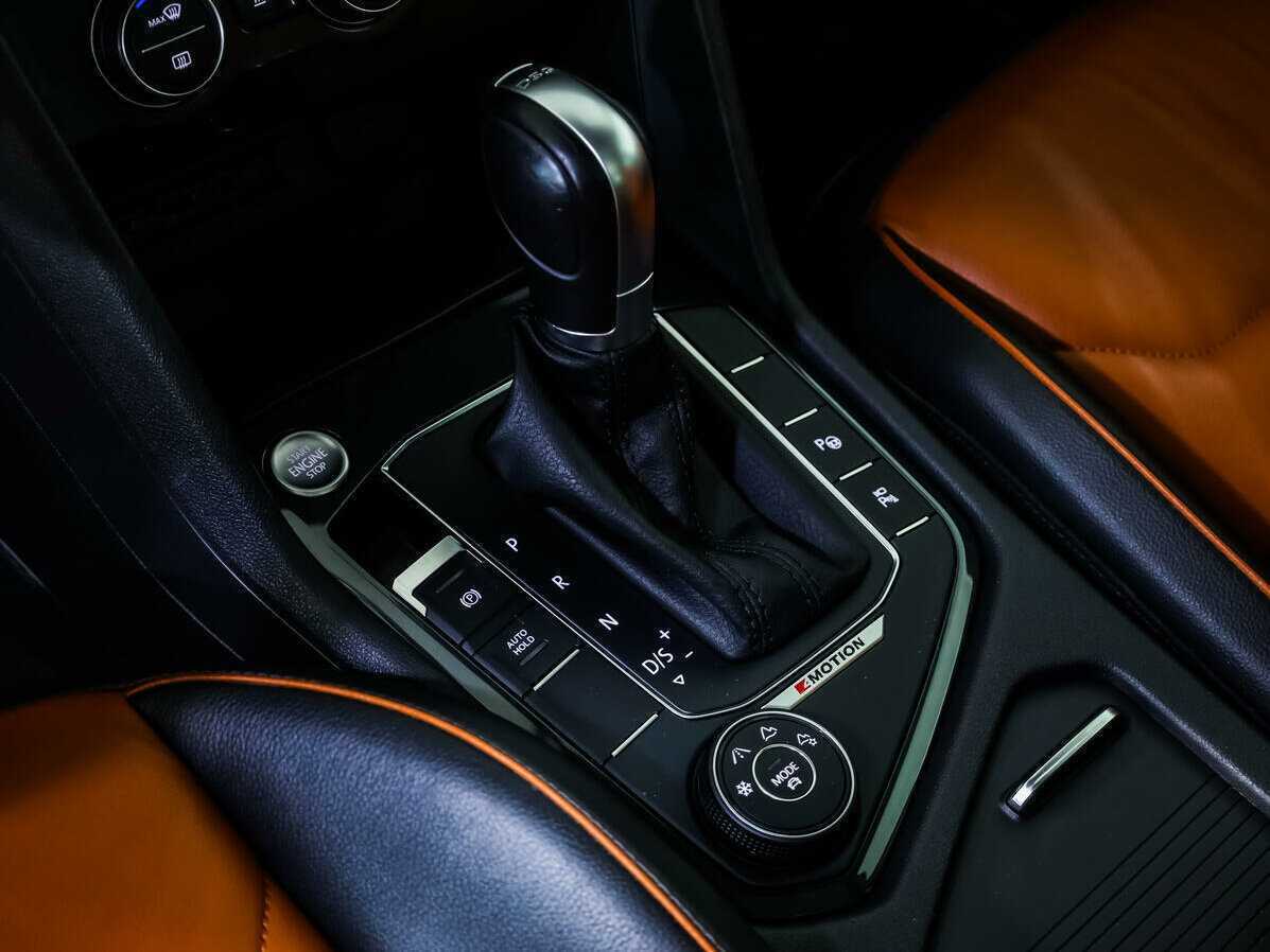 Volkswagen Tiguan 2018 года с пробегом. Фото: #13