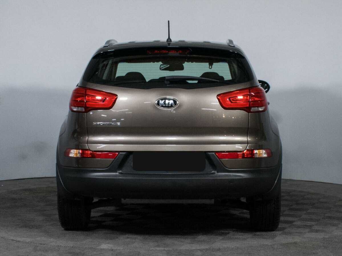 Б/У Киа Спортейдж 2015 года. Фото: #4