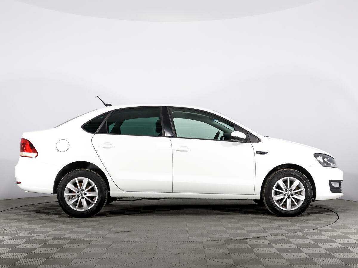 Б/У Фольксваген Поло 2020 года. Фото: #2