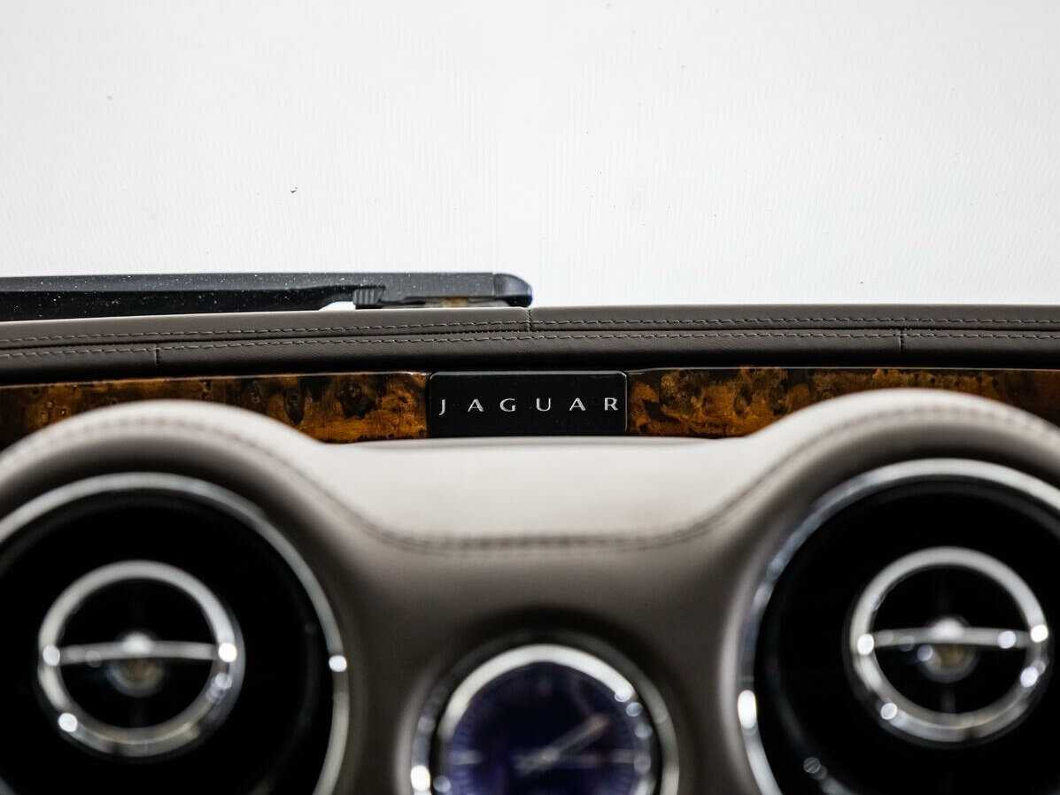 Jaguar XJ 2013 года с пробегом. Фото: #14