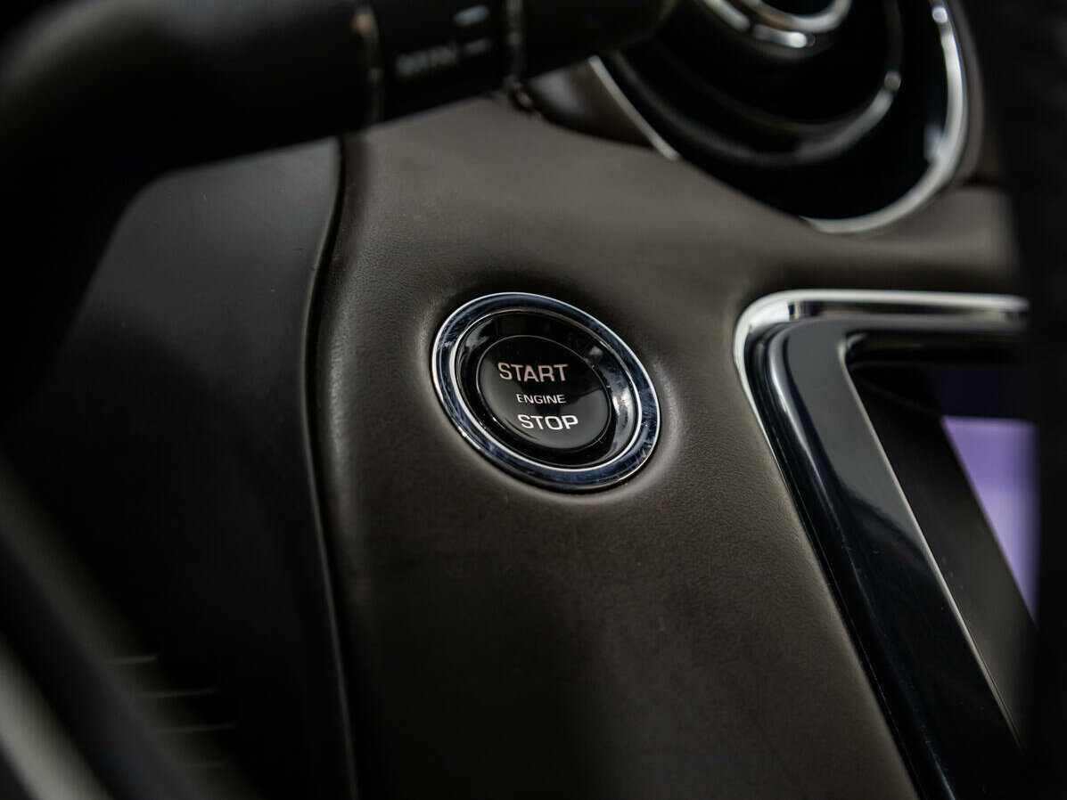 Jaguar XJ 2013 года с пробегом. Фото: #17