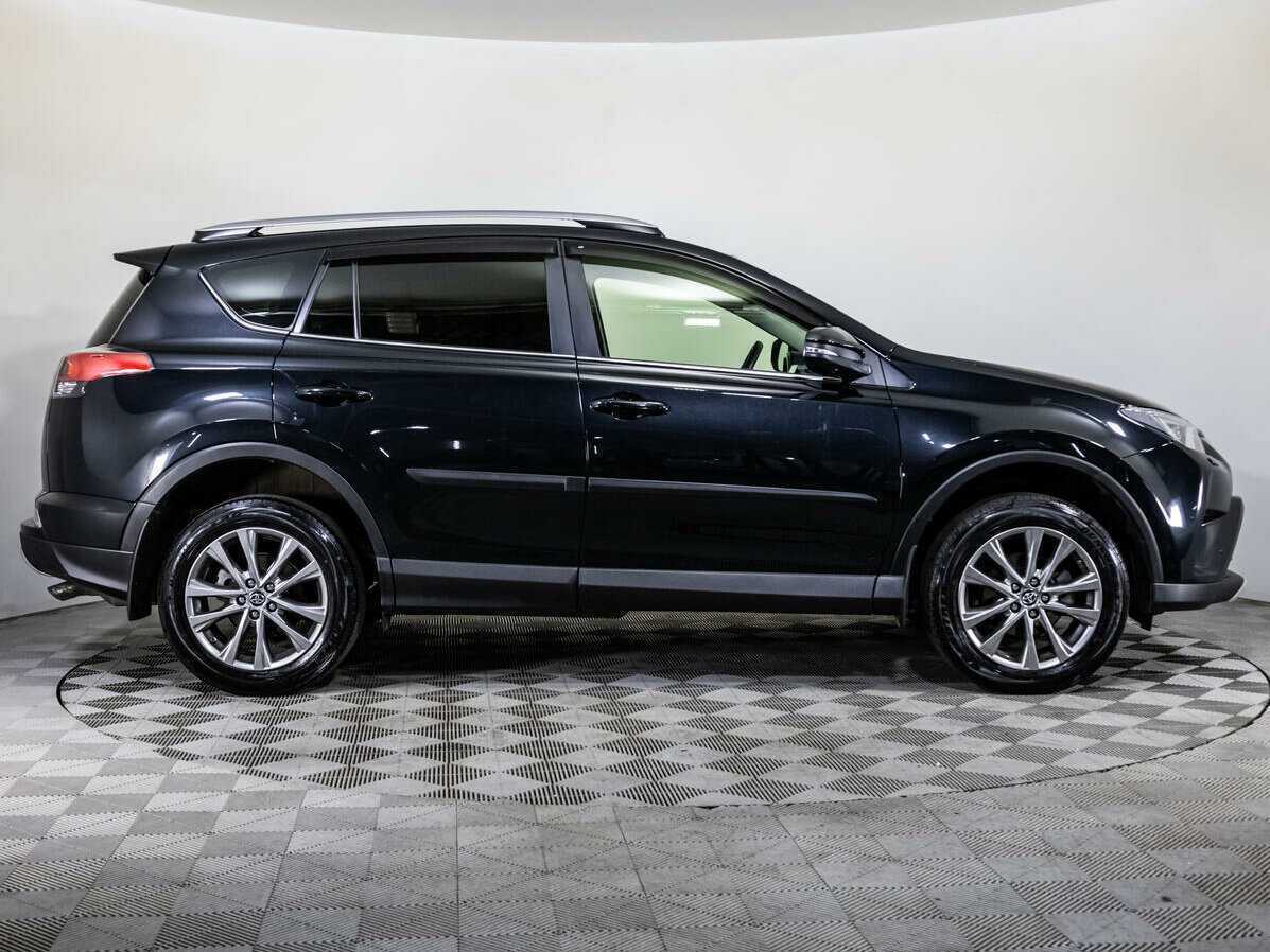 Toyota RAV4 2016 года с пробегом. Фото: #3
