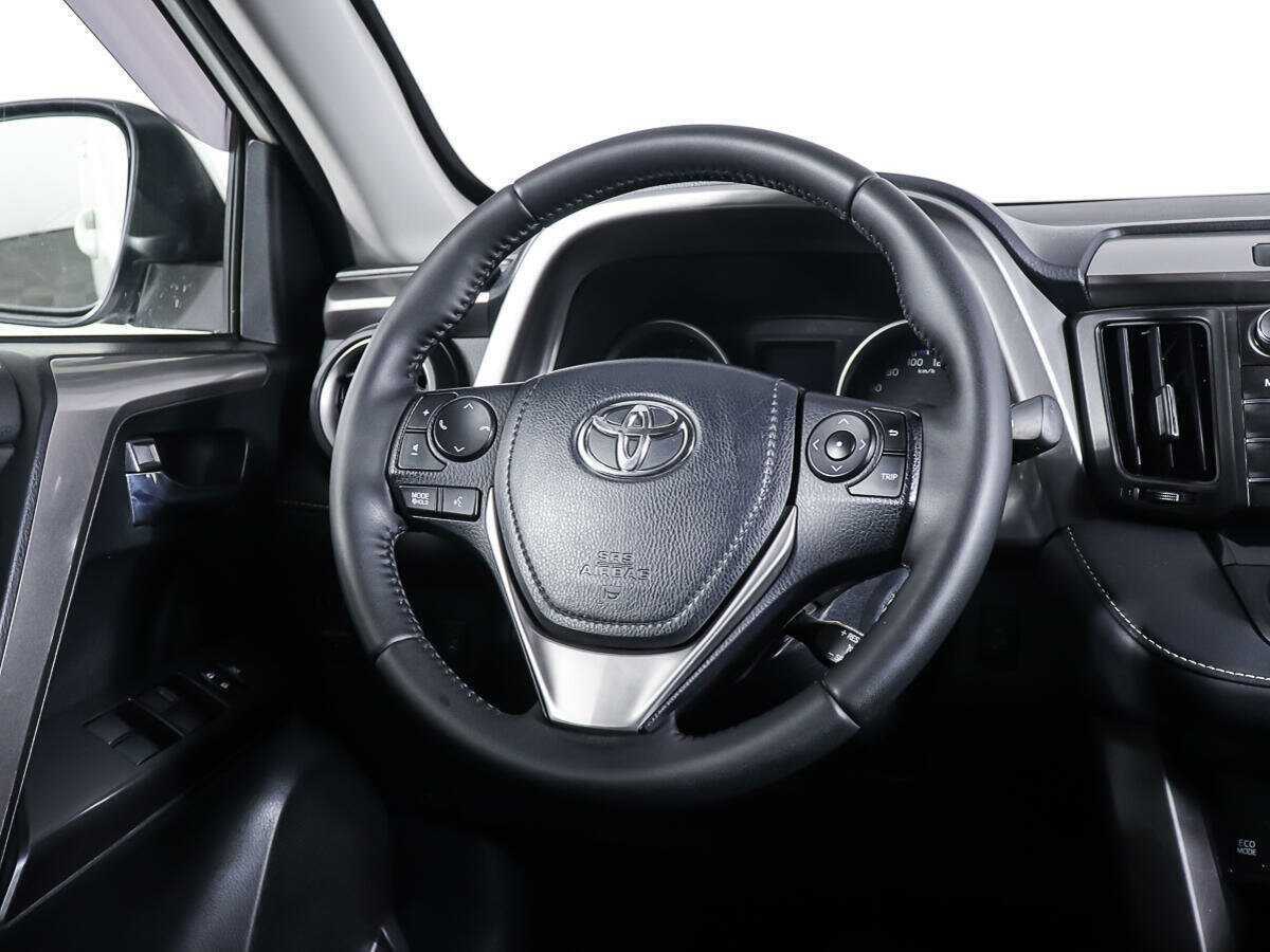 Toyota RAV4 2016 года с пробегом. Фото: #12