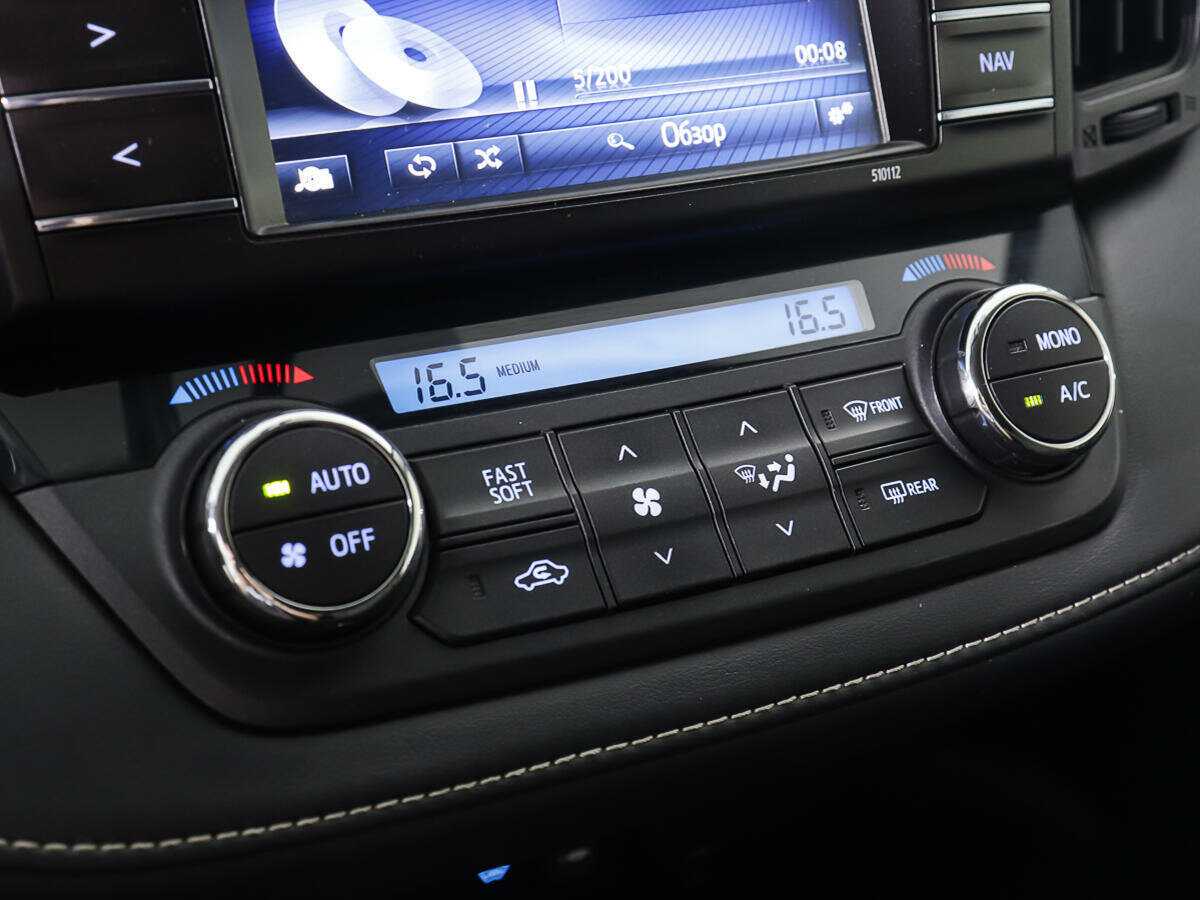 Toyota RAV4 2016 года с пробегом. Фото: #15