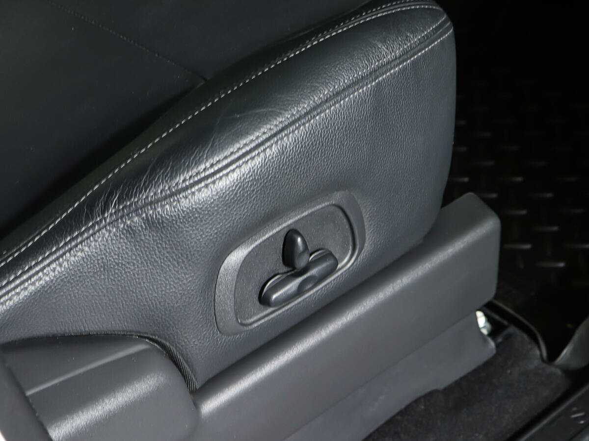 Mitsubishi Pajero 2014 года с пробегом. Фото: #13