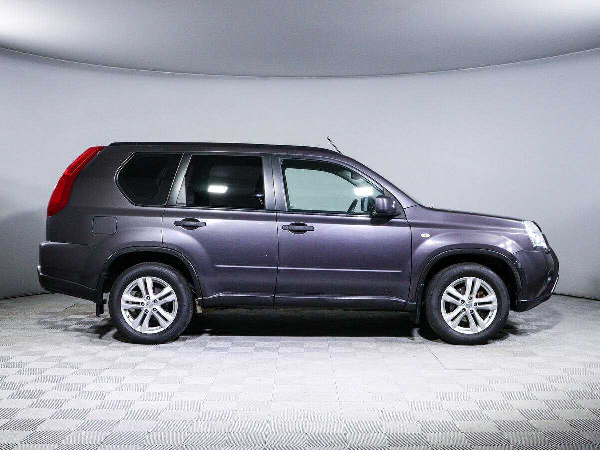 Б/У Ниссан Икс-Трейл 2013 года. Фото: #3