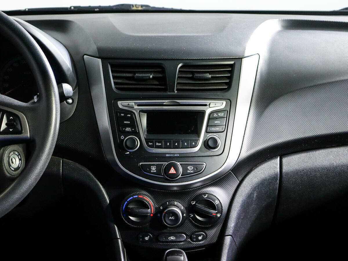 Б/У Хендай Солярис 2015 года. Фото: #12