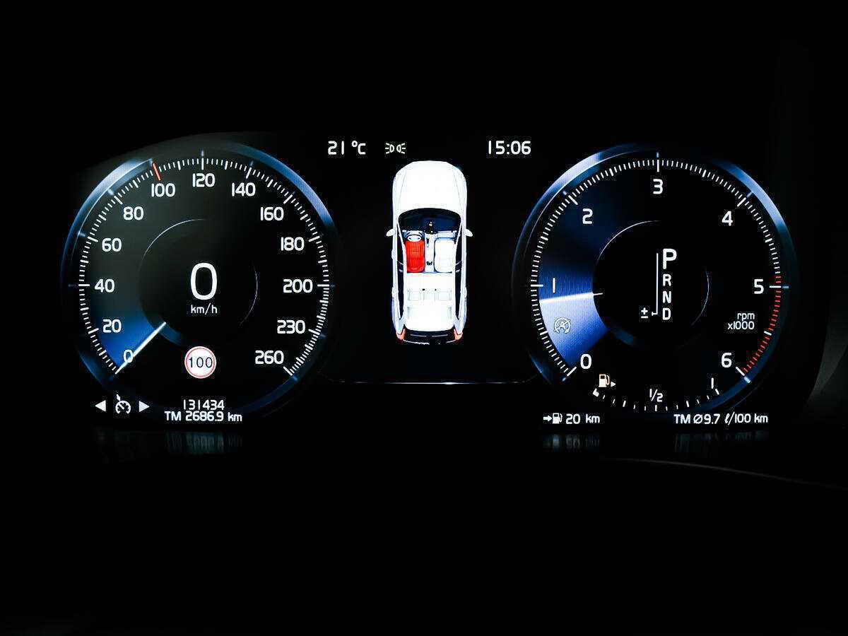 Volvo XC60 2019 года с пробегом. Фото: #9