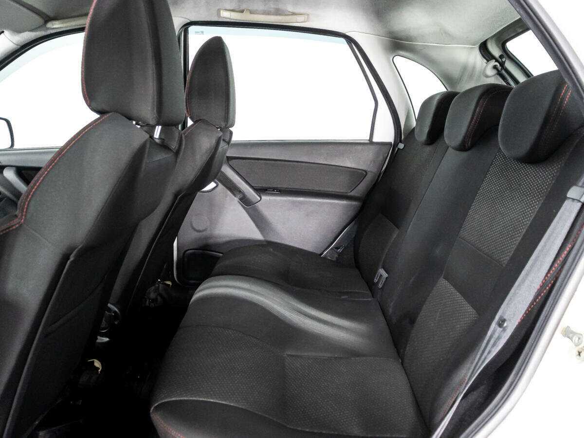 Б/У Лада (ВАЗ) Калина 2015 года. Фото: #9