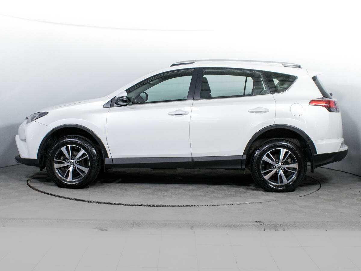 Toyota RAV4 2019 года с пробегом. Фото: #7