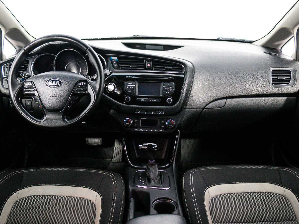 Б/У Киа Сид 2016 года. Фото: #13