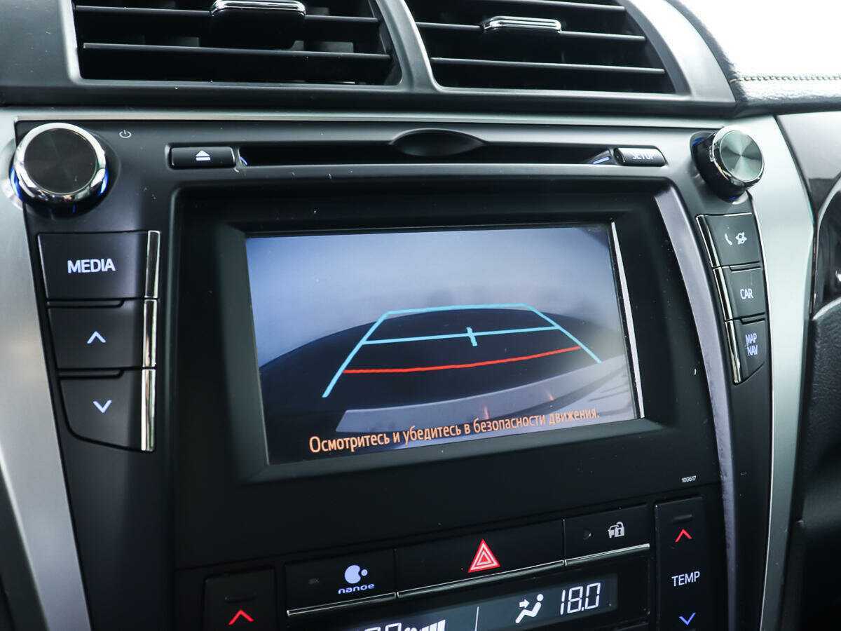 Б/У Тойота Камри 2016 года. Фото: #19