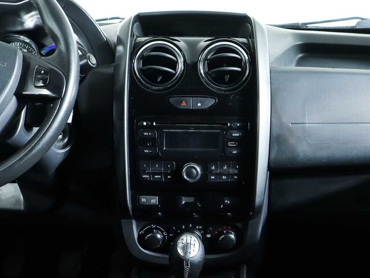 Б/У Рено Дастер 2016 года. Фото: #10