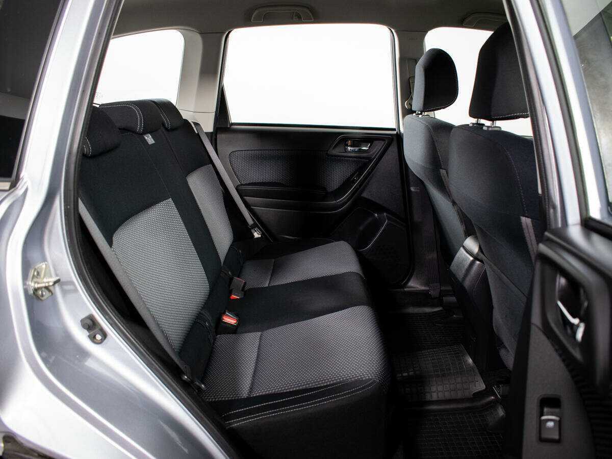 Subaru Forester 2017 года с пробегом. Фото: #7