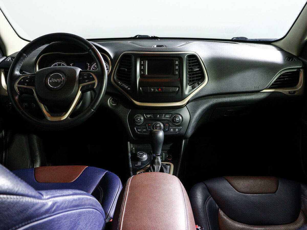 Jeep Cherokee 2014 года с пробегом. Фото: #9