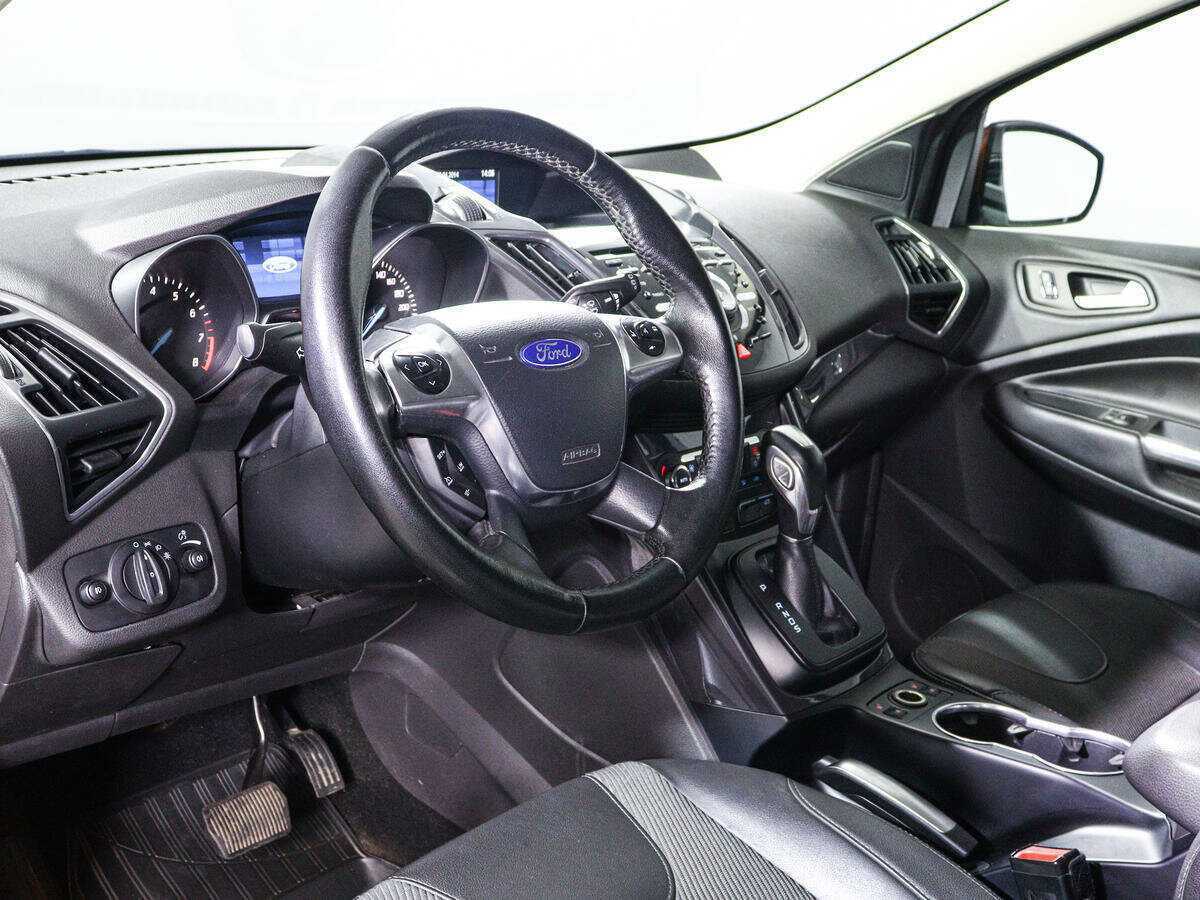 Б/У Форд Куга 2014 года. Фото: #13