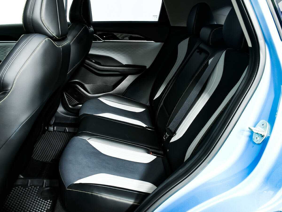 Geely Coolray 2022 года с пробегом. Фото: #11