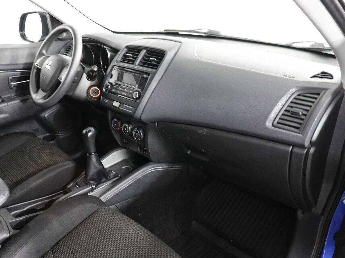 Б/У Митсубиши АС-Икс 2019 года. Фото: #9