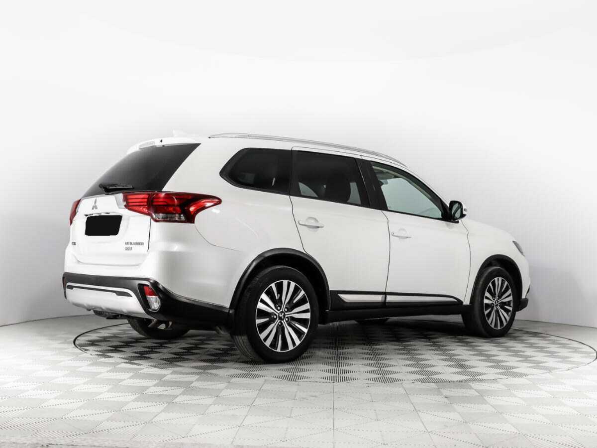 Mitsubishi Outlander 2020 года с пробегом. Фото: #4
