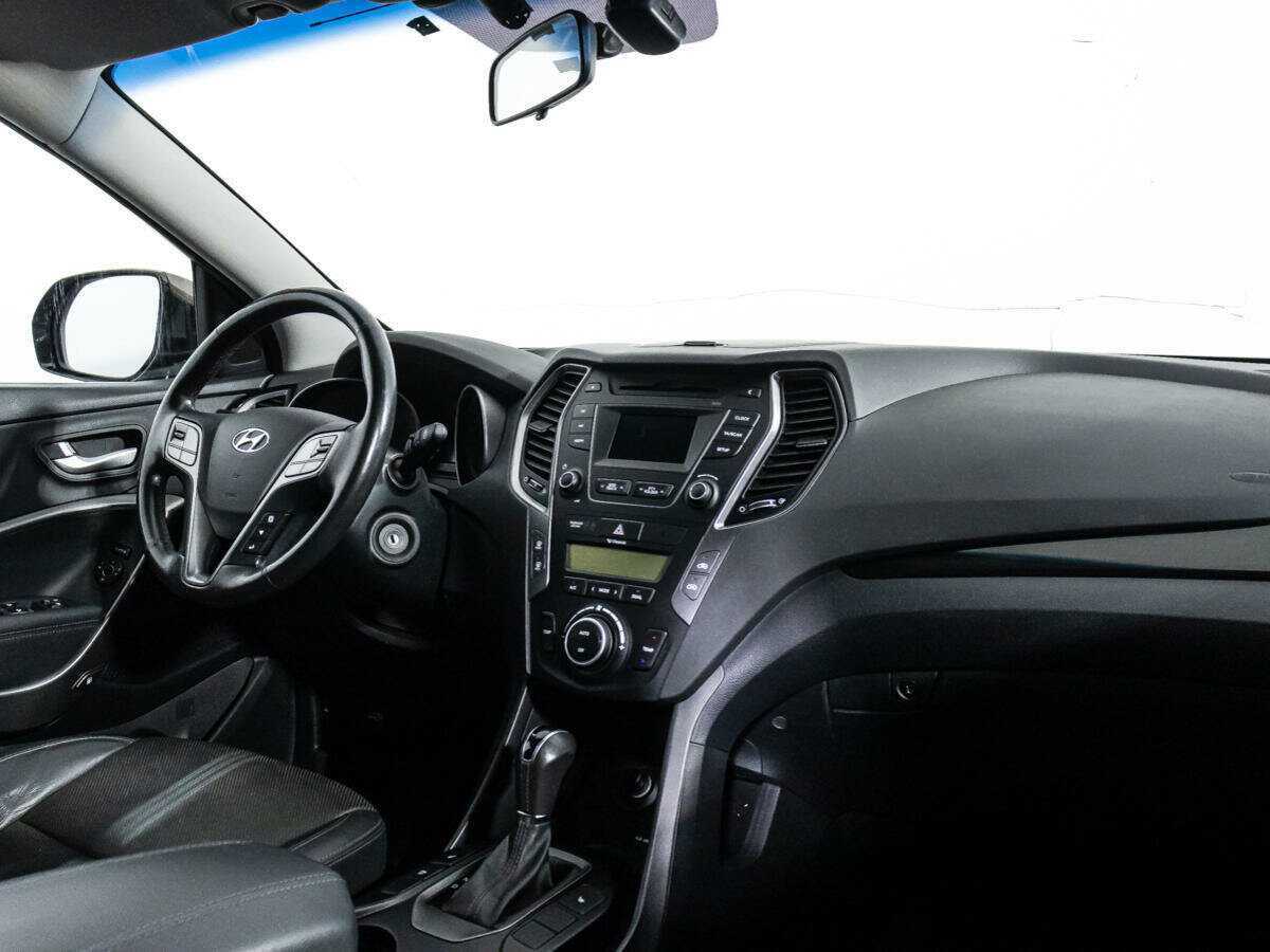 Б/У Хендай Санта Фе 2015 года. Фото: #8