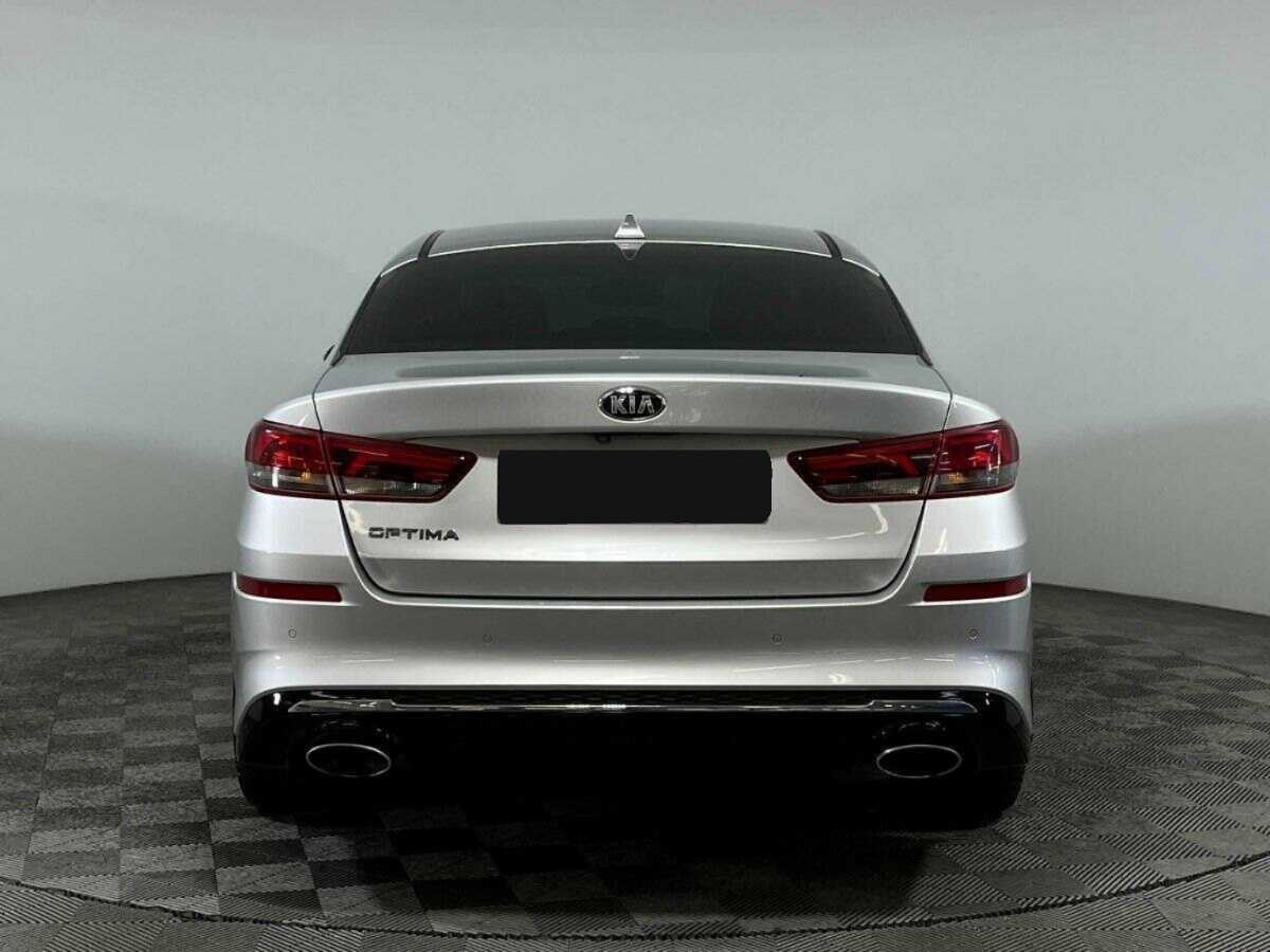 Kia Optima 2018 года с пробегом. Фото: #5