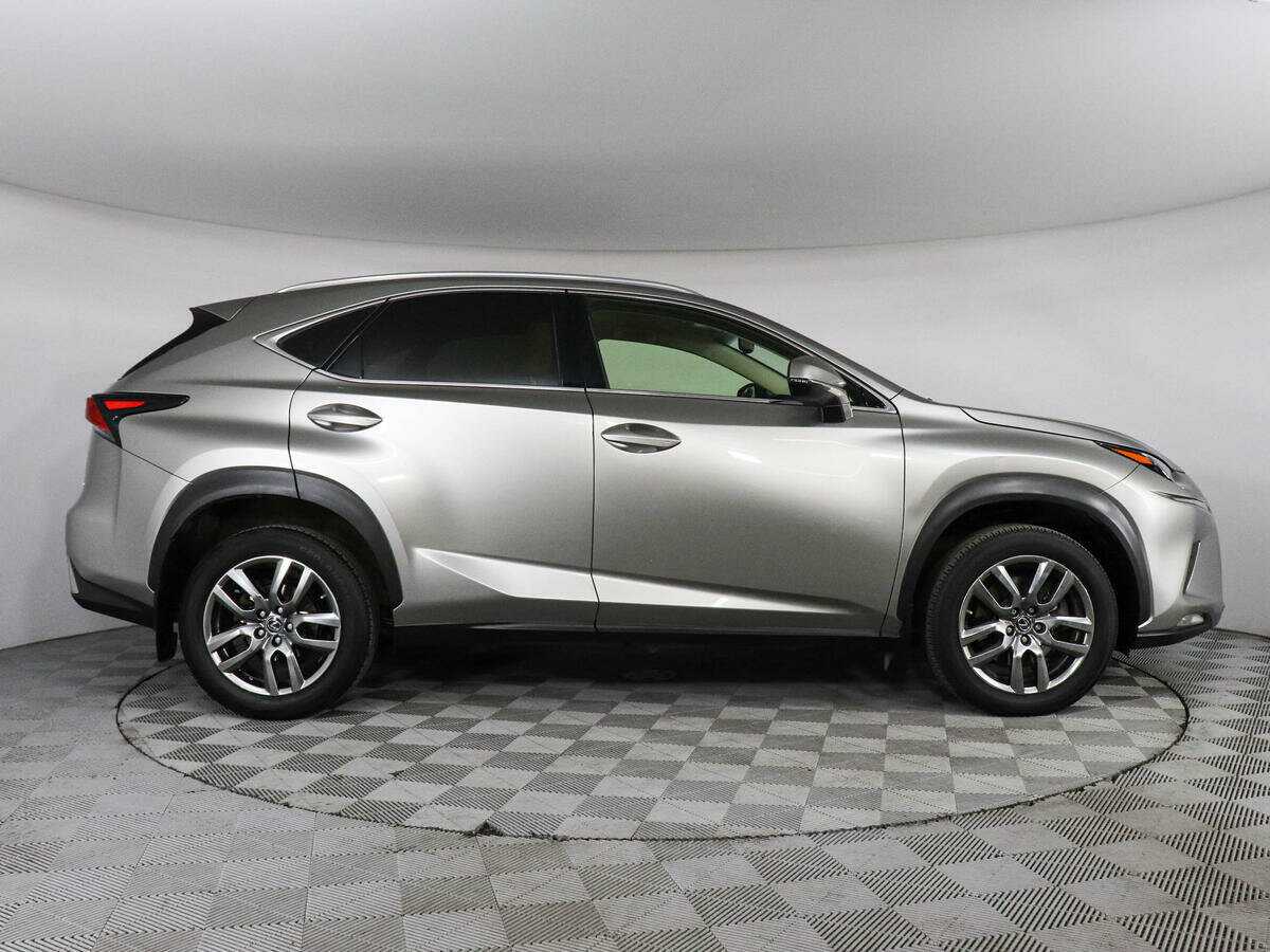 Lexus NX 2018 года с пробегом. Фото: #3