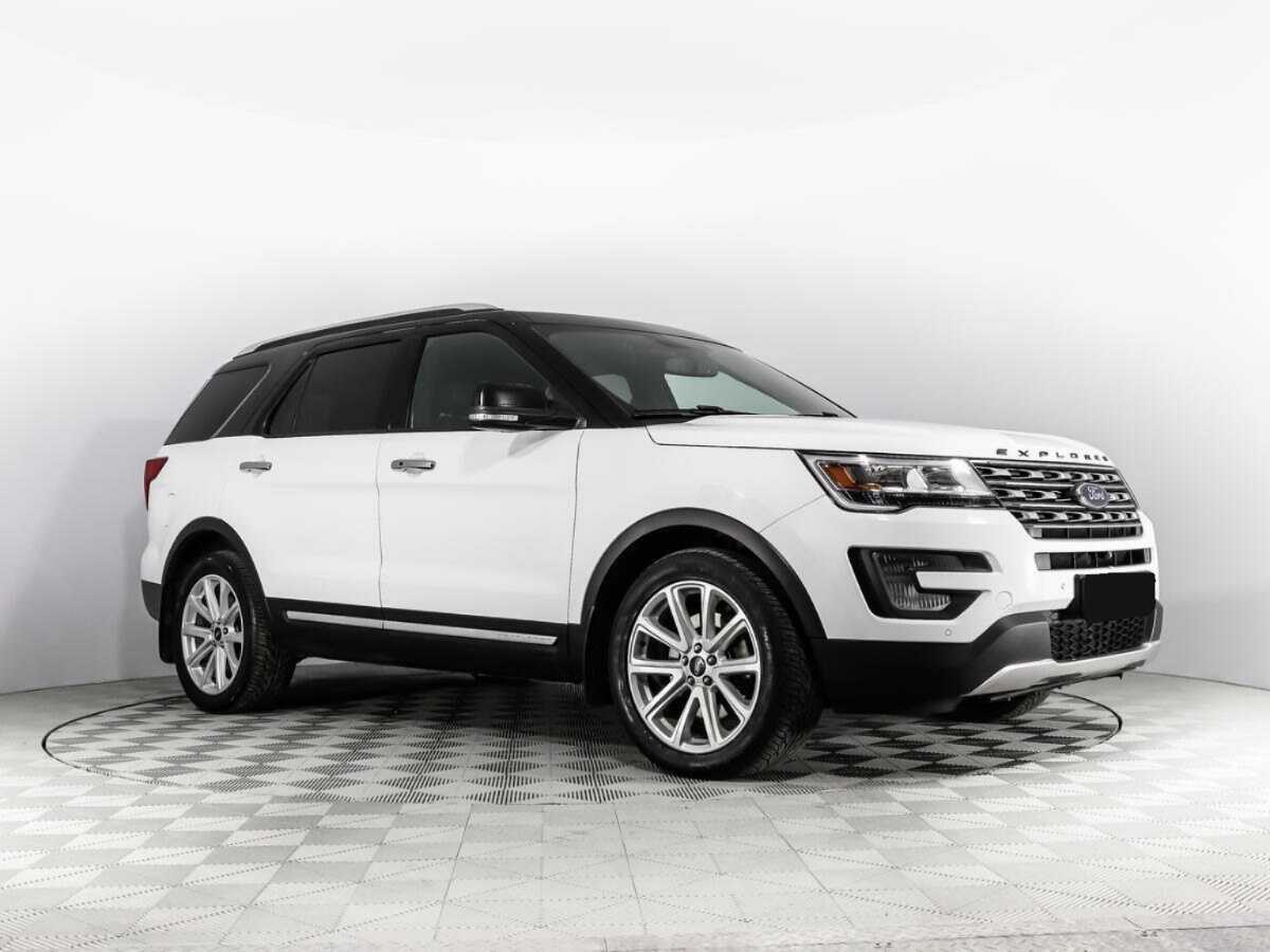 Ford Explorer 2017 года с пробегом. Фото: #2
