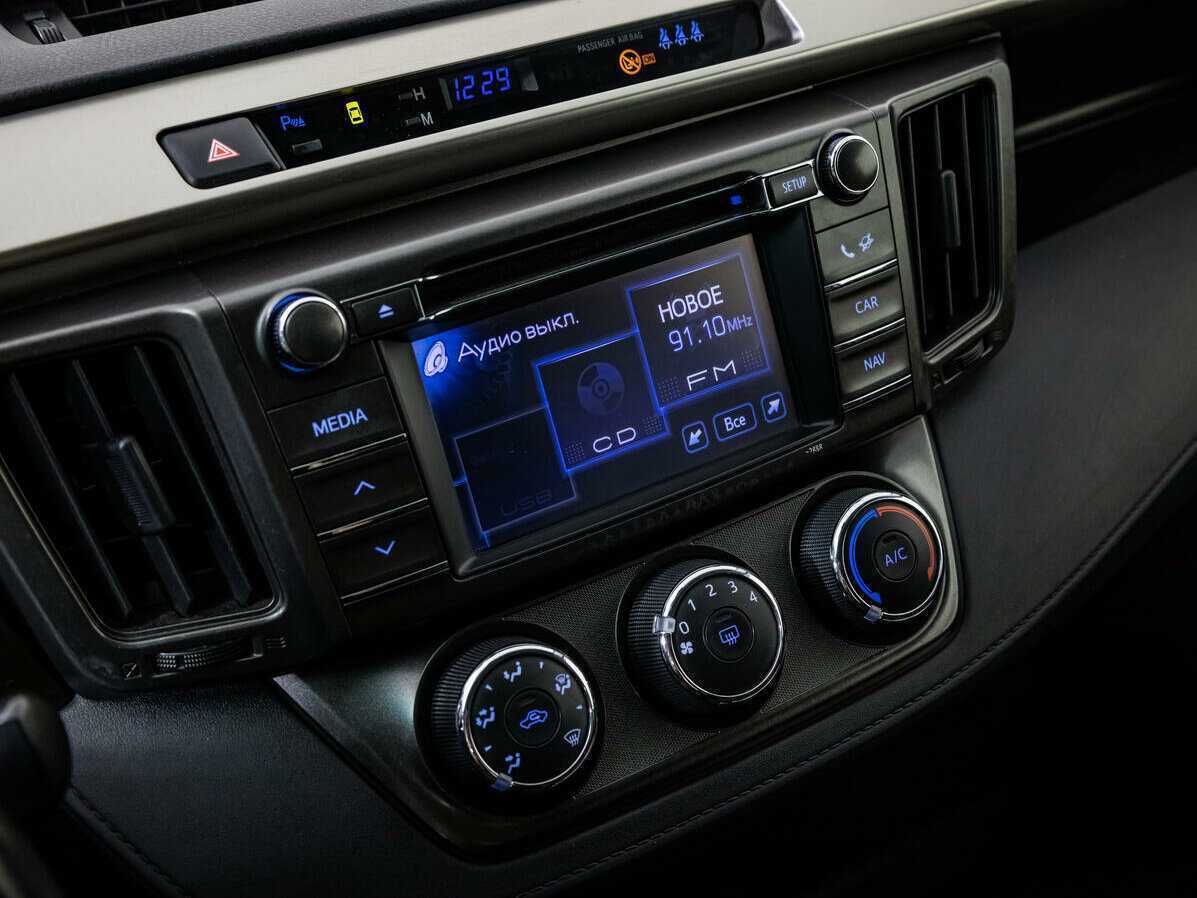 Б/У Тойота Рав4 2013 года. Фото: #12