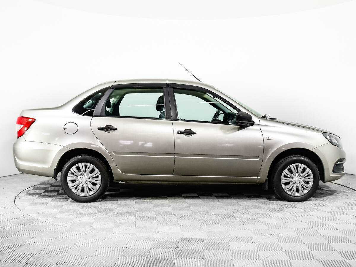 Б/У Лада (ВАЗ) Гранта 2020 года. Фото: #3