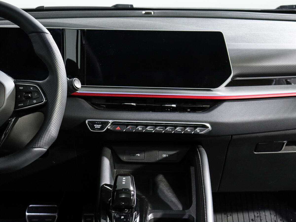 Geely Coolray 2023 года с пробегом. Фото: #12