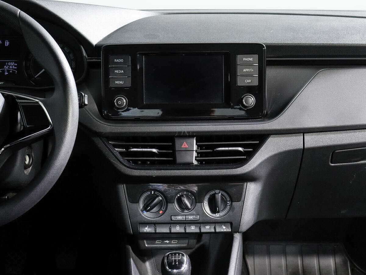 Б/У Шкода Рапид 2020 года. Фото: #12