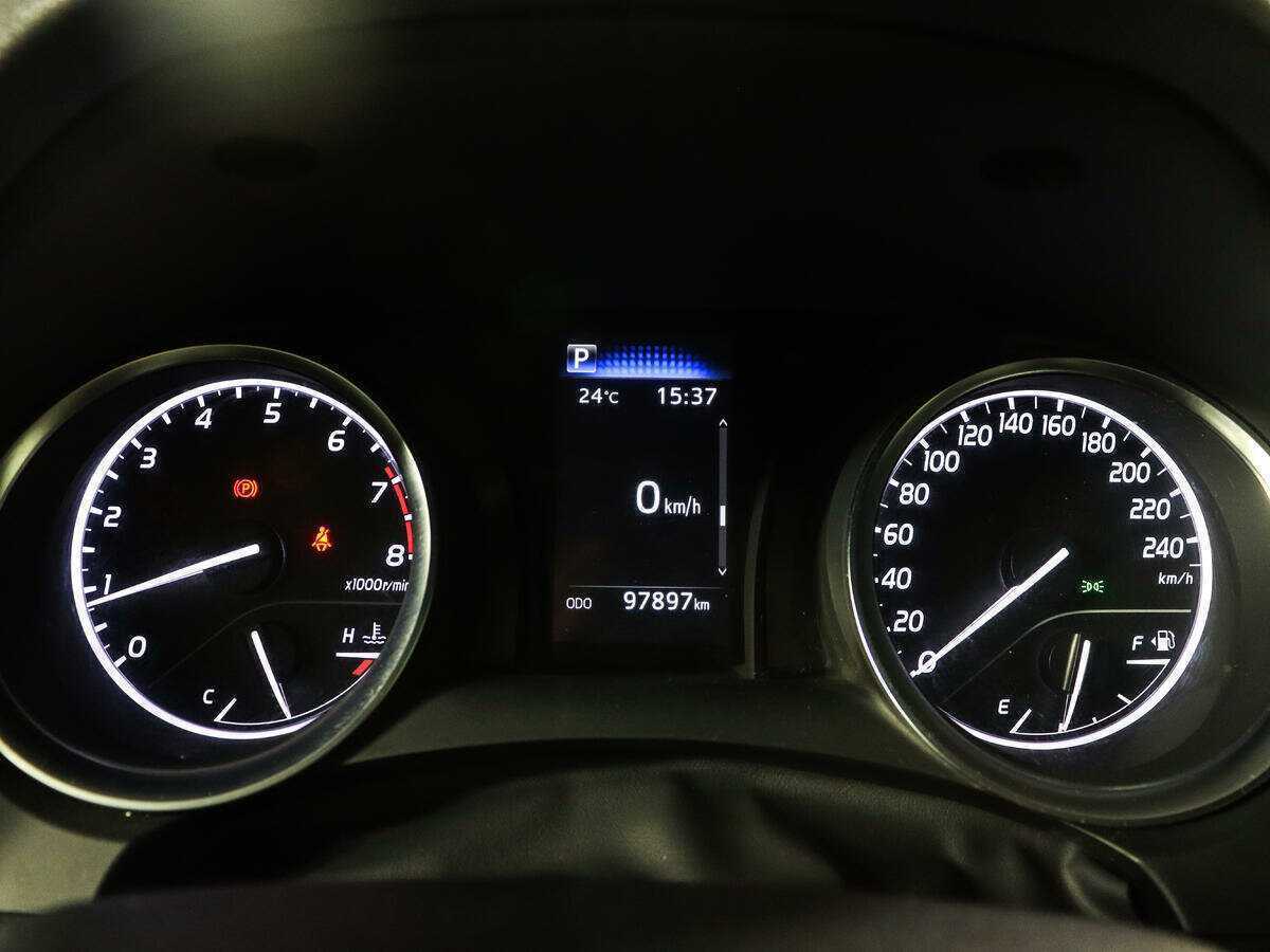 Toyota Camry 2021 года с пробегом. Фото: #10