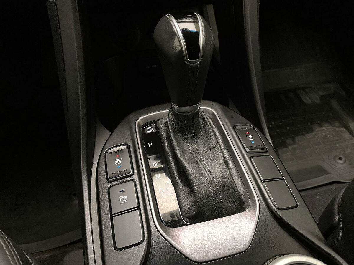 Hyundai Santa Fe 2015 года с пробегом. Фото: #21