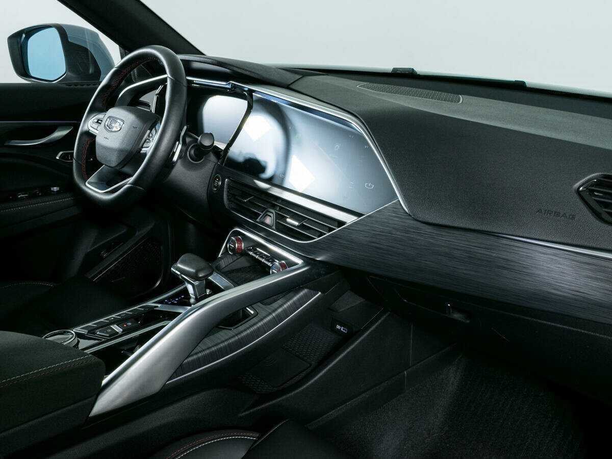 Geely Tugella 2022 года с пробегом. Фото: #7